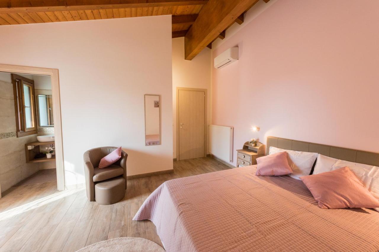 Sara&Sara Alloggio Agrituristico Savorgnano Εξωτερικό φωτογραφία