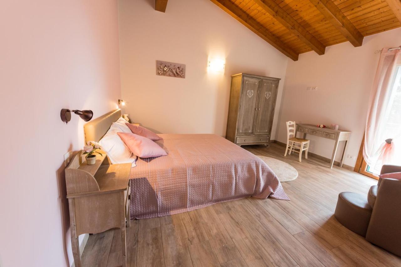 Sara&Sara Alloggio Agrituristico Savorgnano Εξωτερικό φωτογραφία